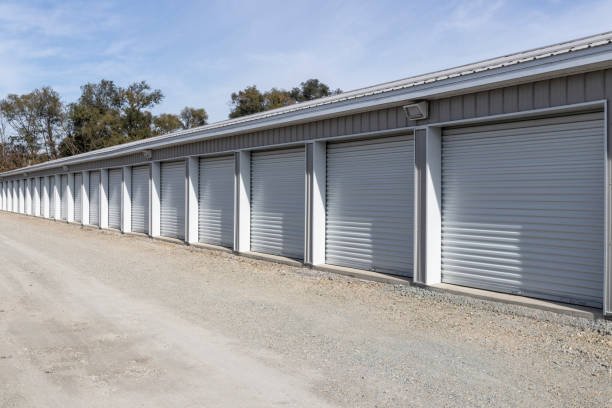 Self storage and mini storage garage units.